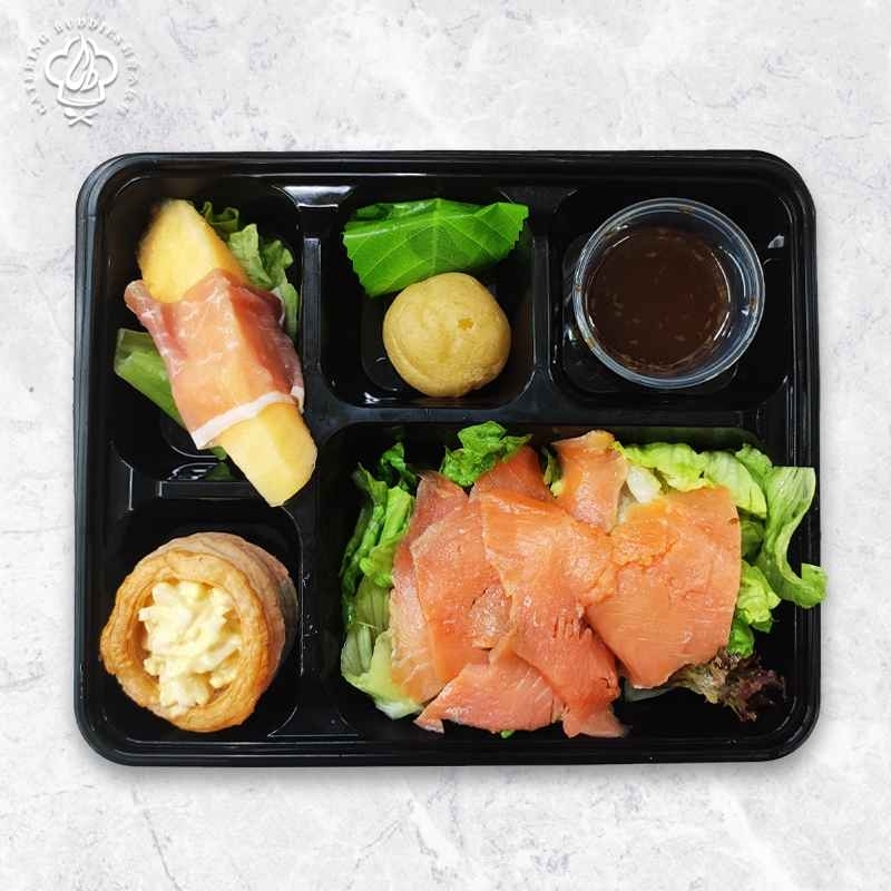 煙三文魚田園沙律輕食盒